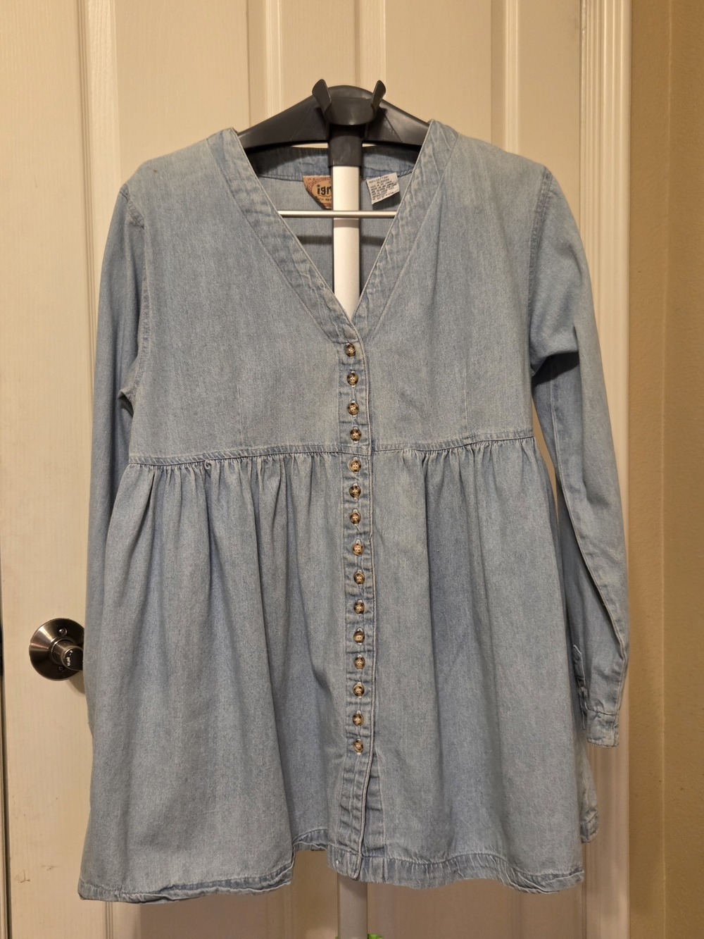 TRUE VINTAGE 100% Cotton Light Wash Strigid Denim Baby Doll Dress